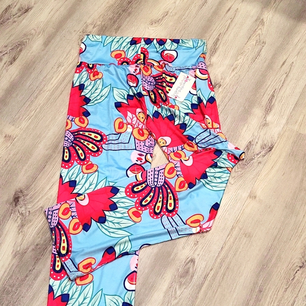 NWT Everything Beautiful pant